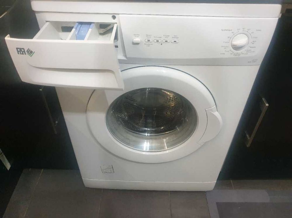 Machine &agrave; Laver - Lave linge FAR L9600 Electroménager