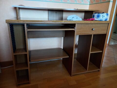 Grand+bureau+d'ordinateur 30 Ath�e-sur-Cher (37)