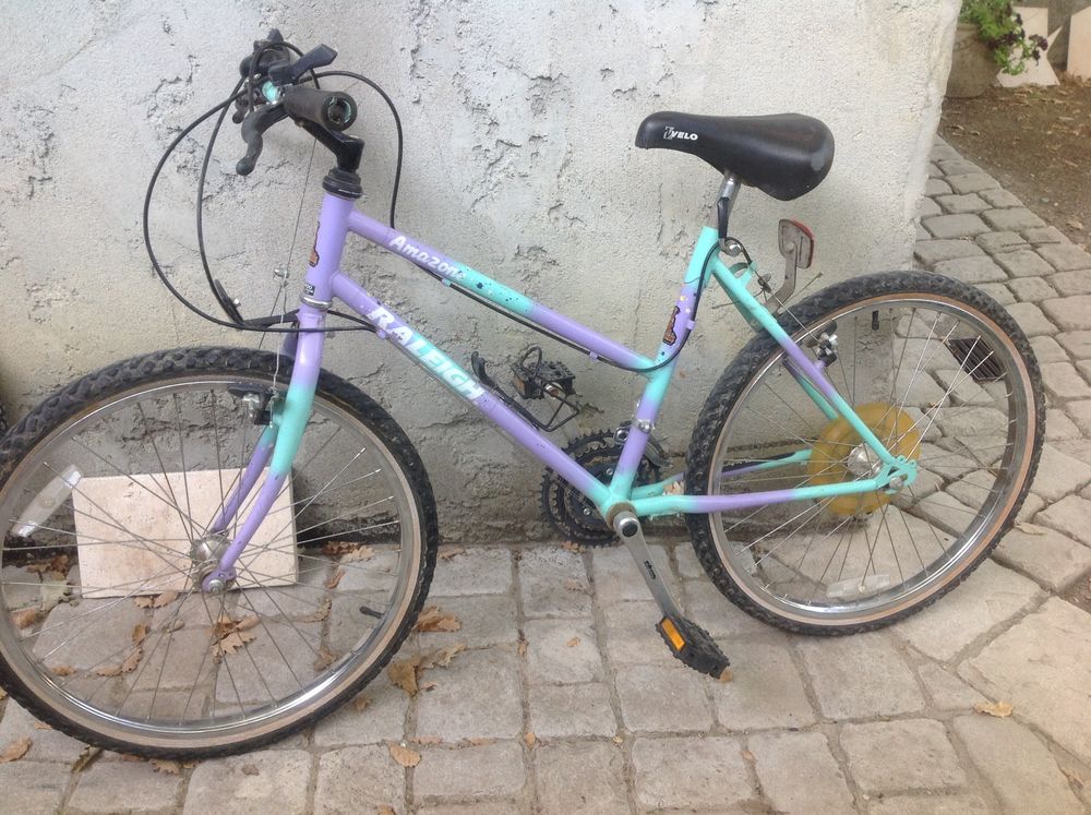 V&eacute;lo pour jeune fille ou petite dame Vélos