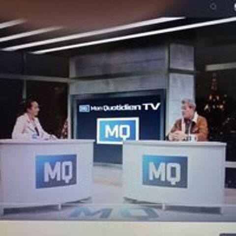   Spectacle de magie en close-up en France et cours chez vous. 