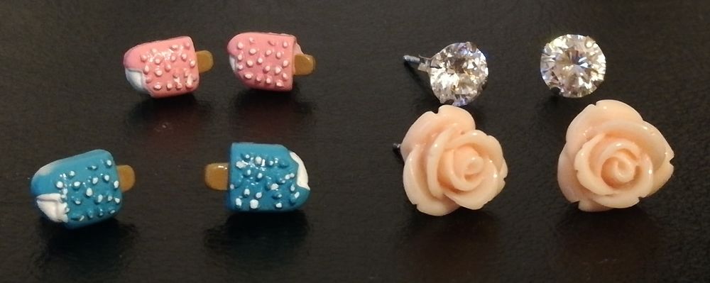 6 paires de boucles d'oreilles : Tr&egrave;s bon &eacute;tat Bijoux et montres