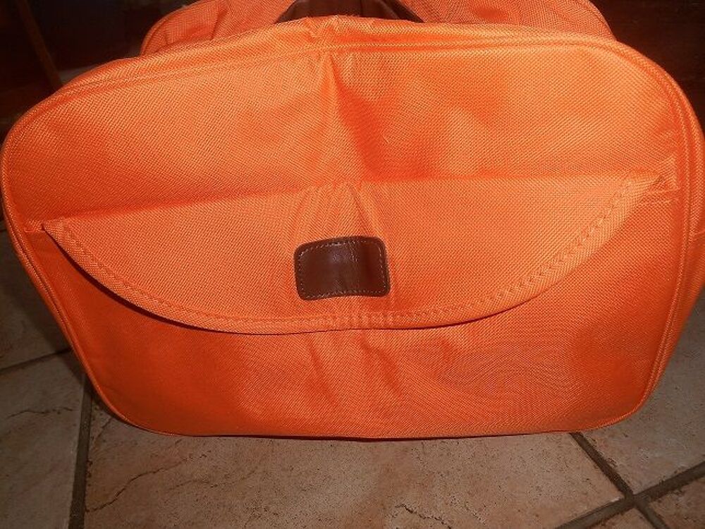 ENSEMBLE DE 4 BAGAGES NEUF Maroquinerie