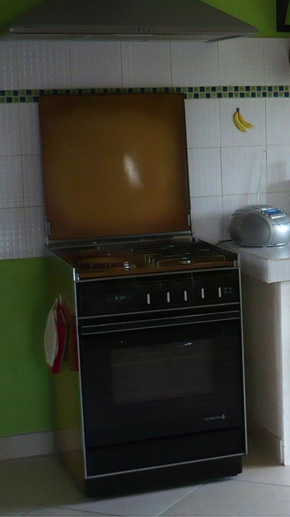 Cuisini&egrave;re De Dietrich mixte gaz et &eacute;lectrique fonctionnelle Electroménager