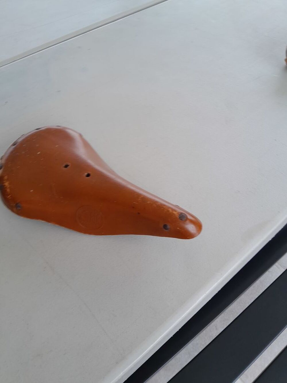 SELLE ADULE ANCIEN TEL 0627473514 Vélos