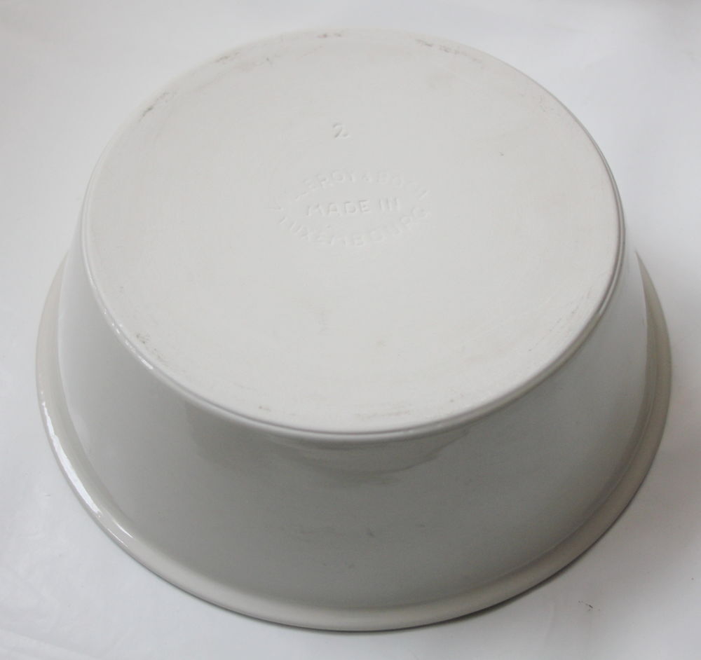L&eacute;gumier Orf&egrave;vrerie PLASAIT, c&eacute;ramique VILLEROY &amp; BOCH Cuisine