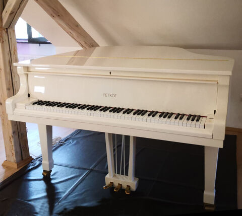 piano Petrof quart de queue 8000 Senlis (60)