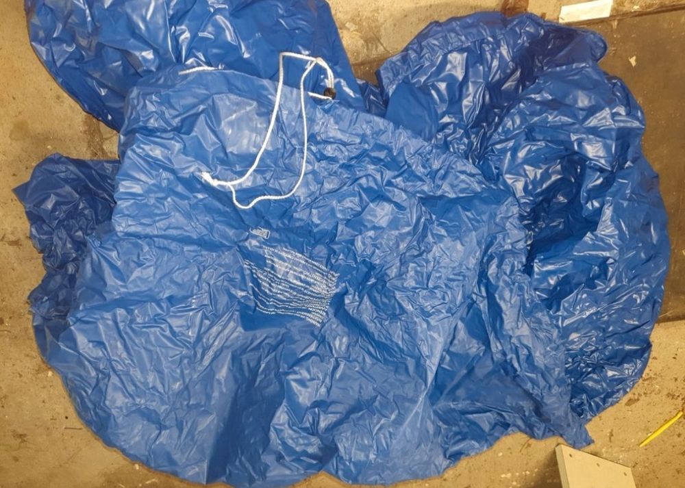 Bache de piscine Jardin