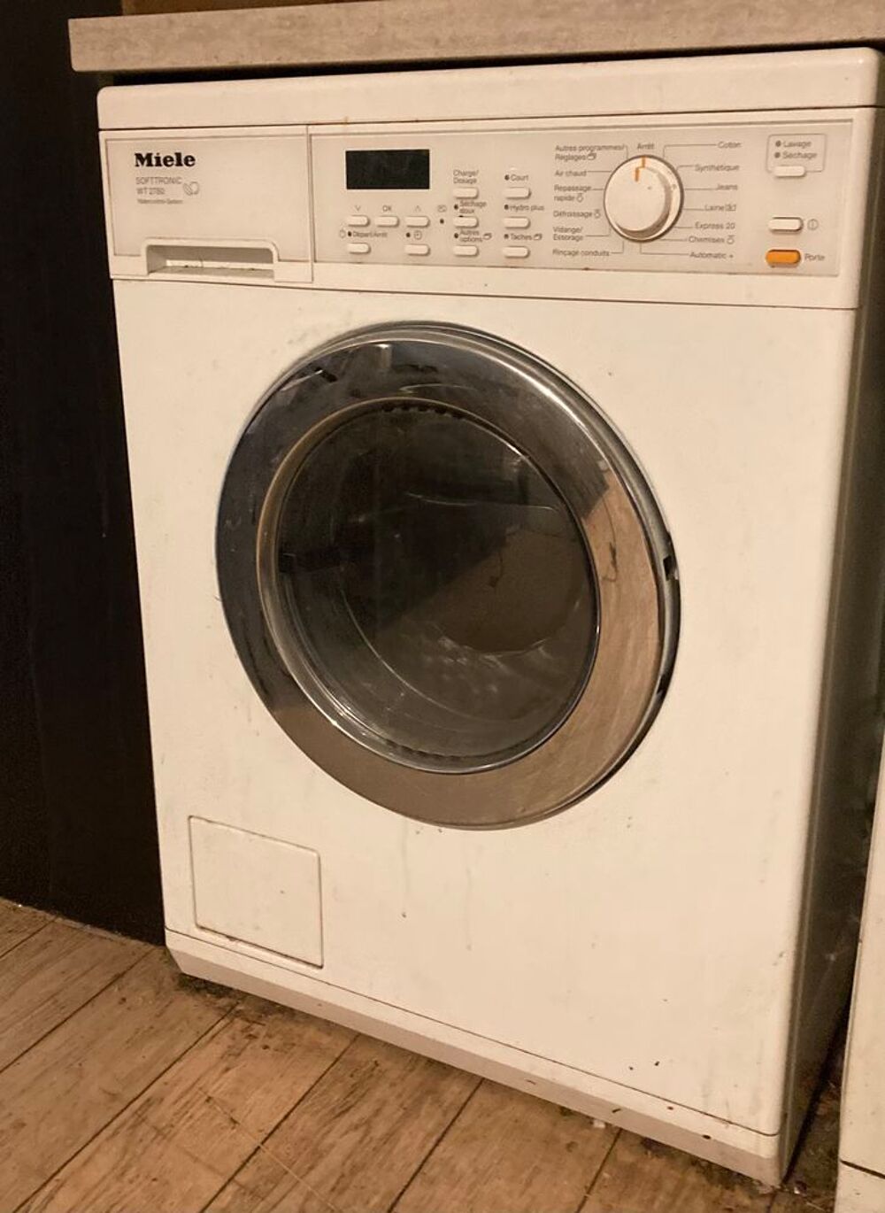 Lave-linge s&eacute;chant 
Softtronic WT 2780 Electroménager