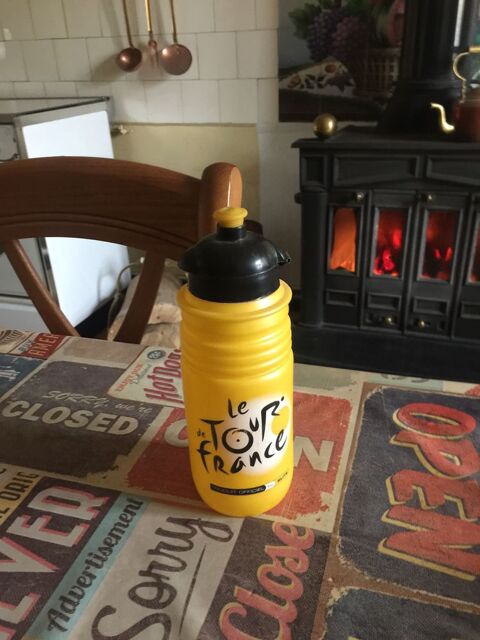 UNE GOURDE LE TOUR DE FRANCE 3 Balbigny (42)