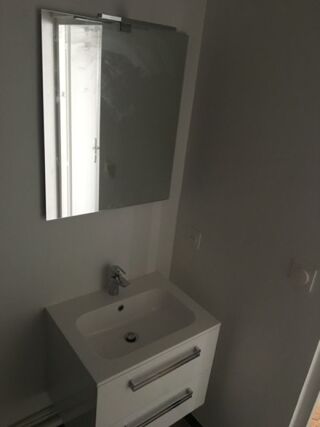  Appartement à louer 3 pièces 55 m²