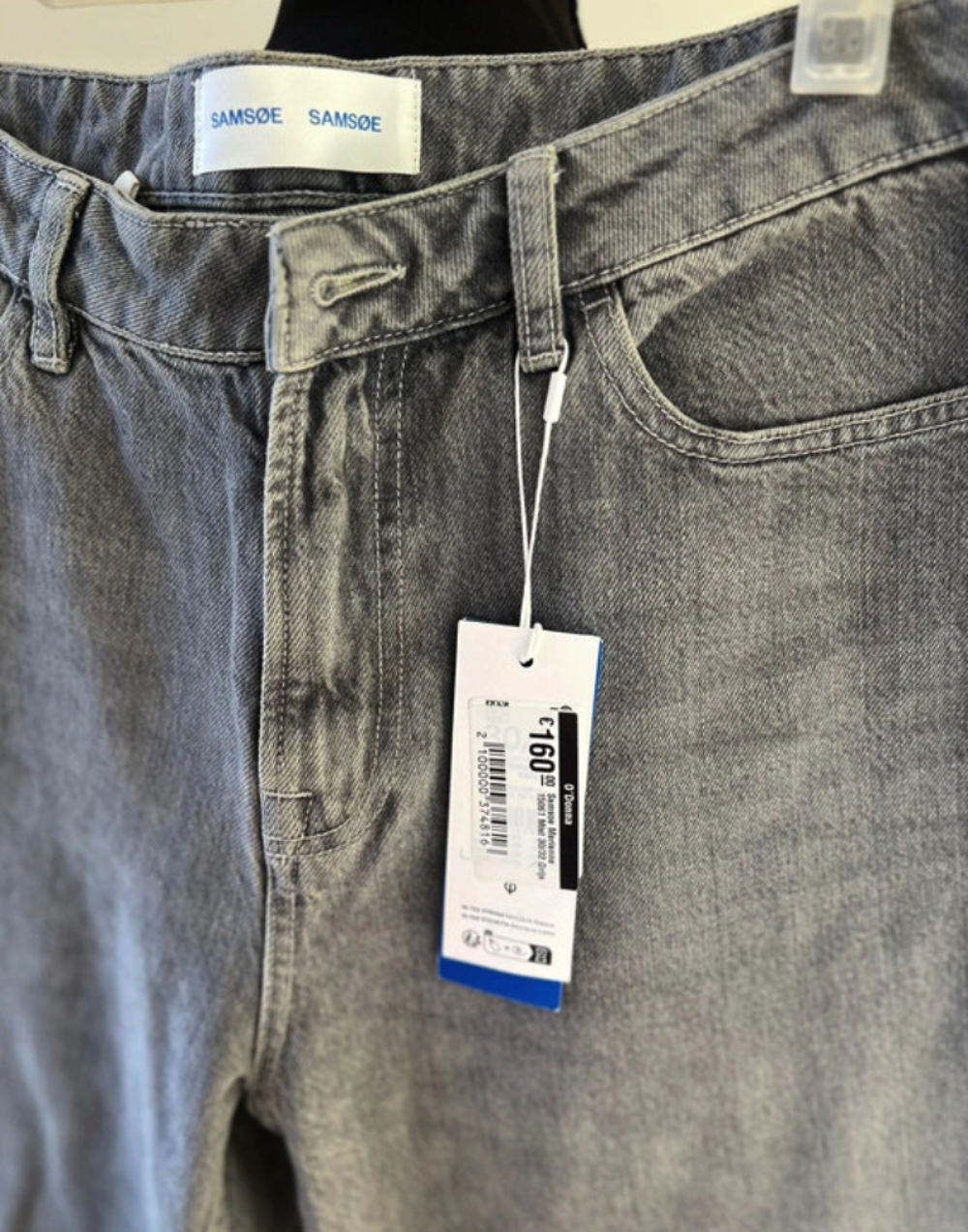 Jeans taille haute samsoe samsoe
XL / 42 / 14&middot;Neuf avec &eacute;tiq Vêtements