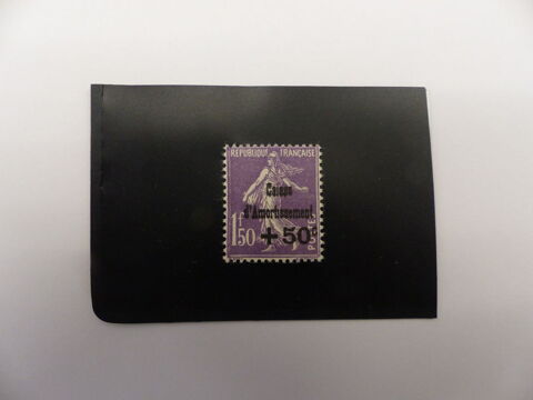 TIMBRE  N�  268  NEUF  **  SANS  POINT  SUR  LE  I 40 Le Havre (76)