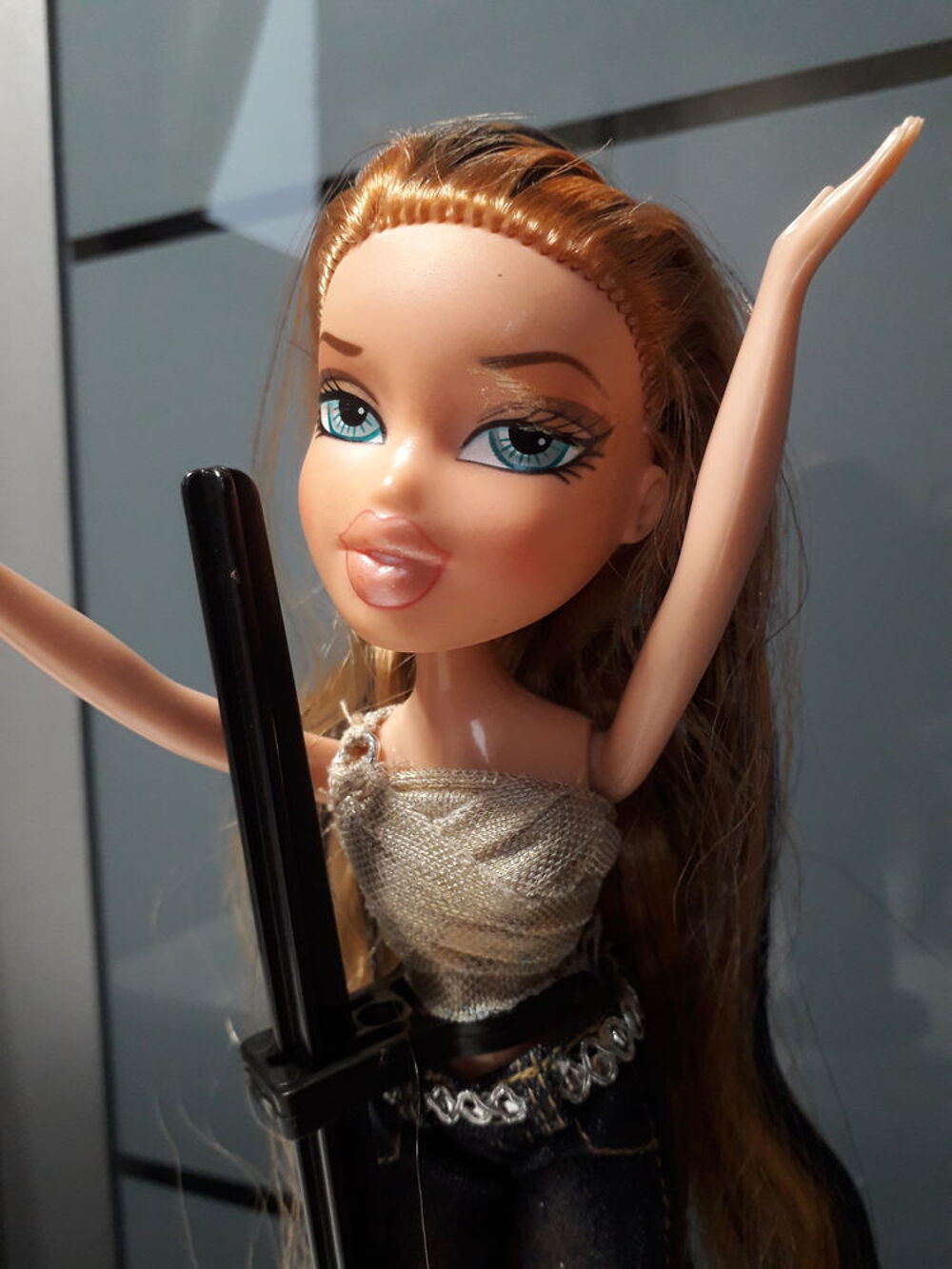 Poup&eacute;e BRATZ : YASMIN 2001 