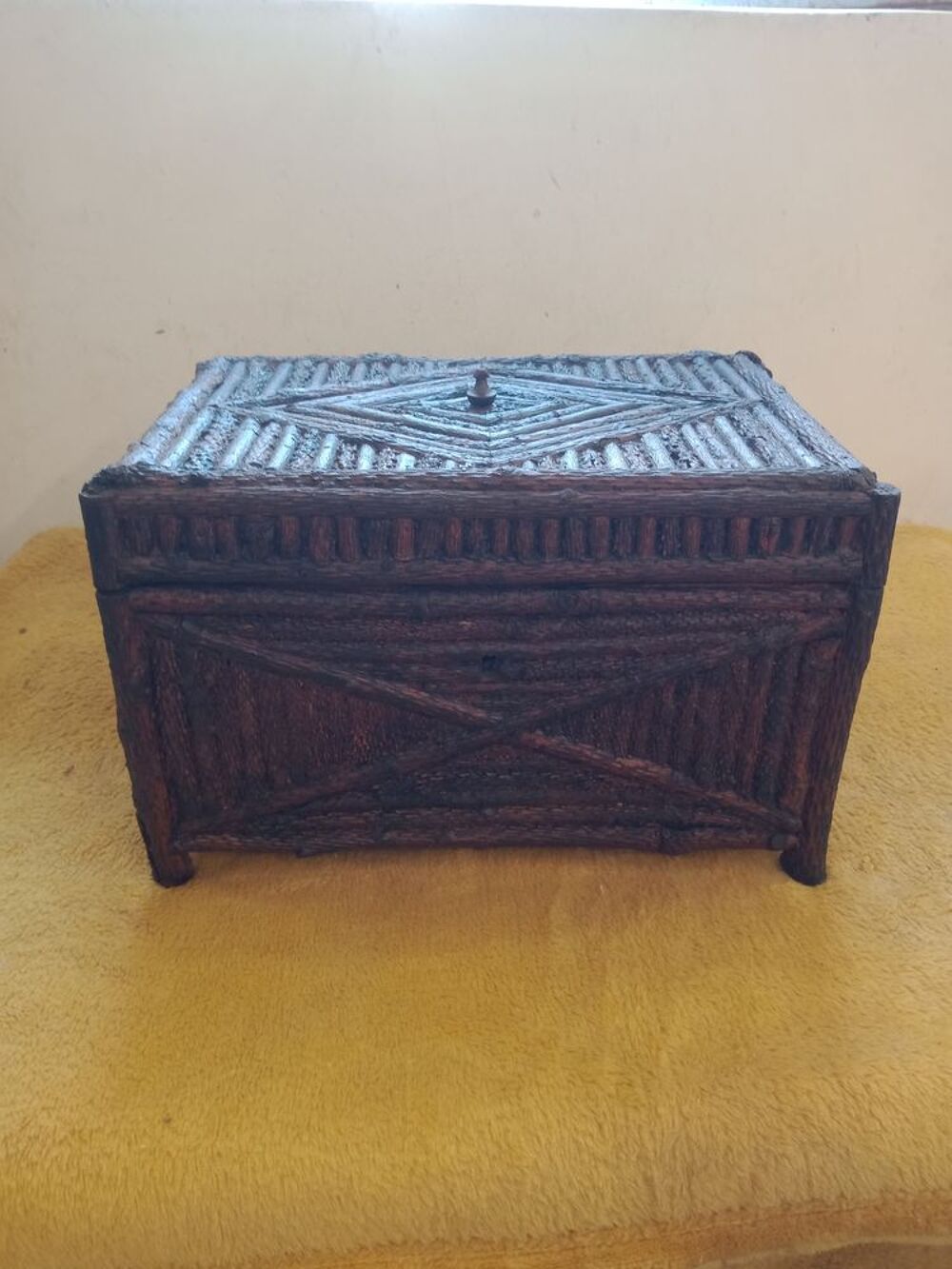 Petit Coffre des for&ecirc;ts noire Décoration