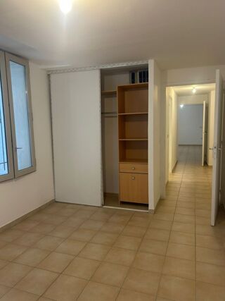  Appartement à louer 2/3 pièces 70 m²