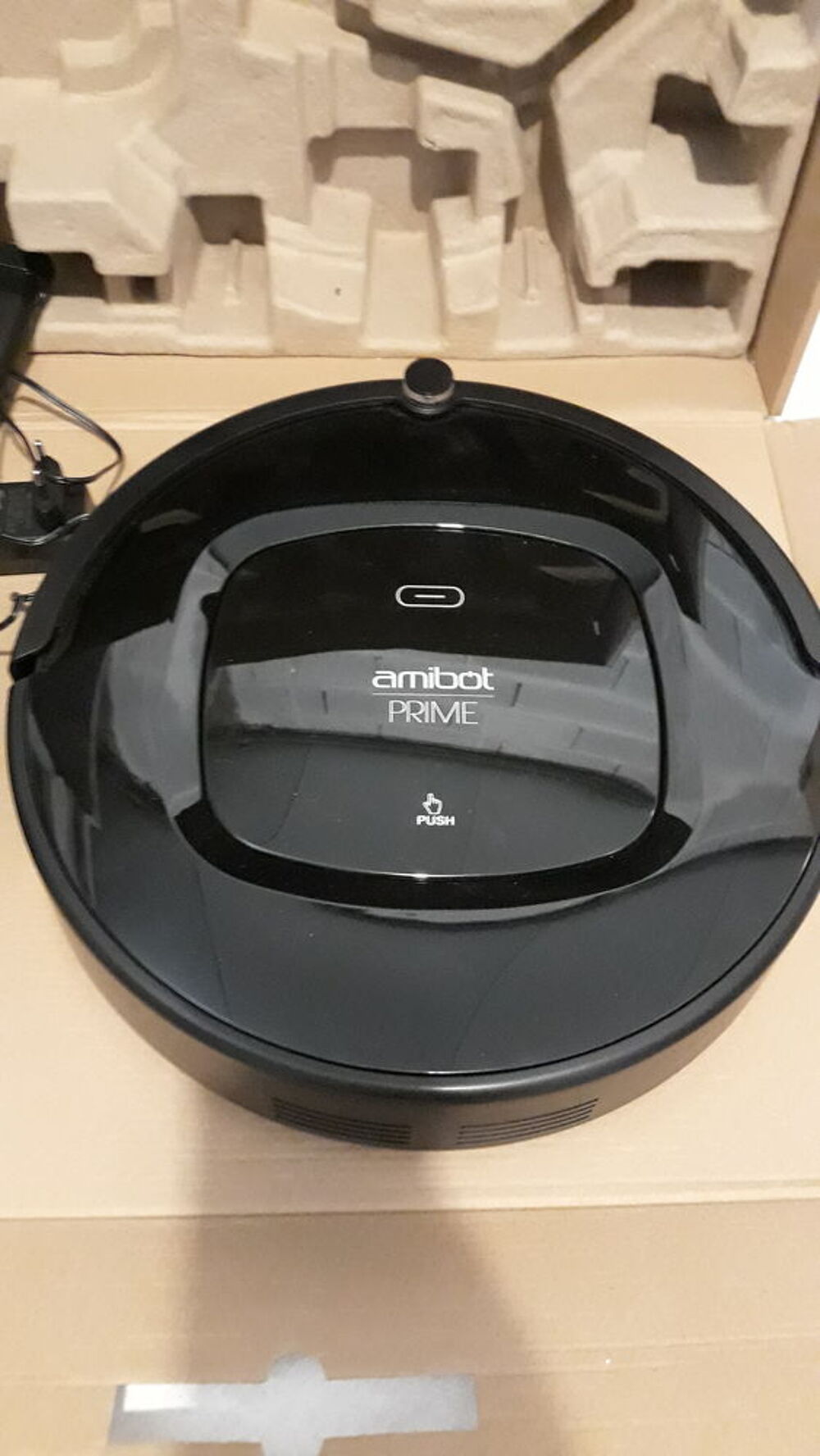 Robot aspirateur et laveur Prime Amibot
Electroménager