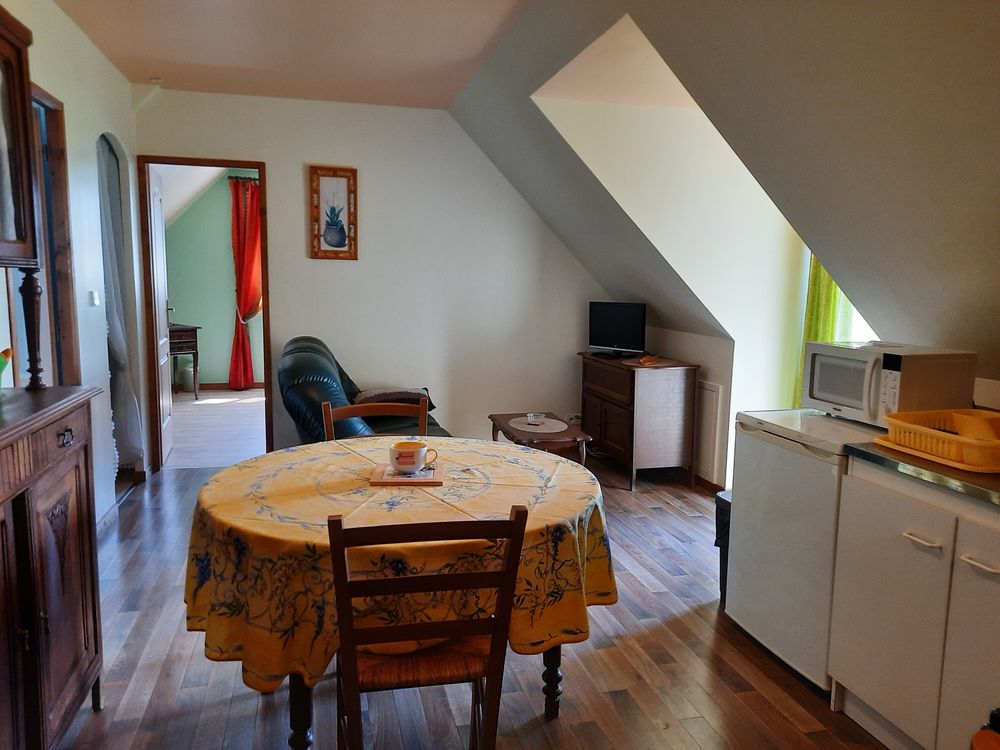 Location Appartement appt F2 MEUBLE à l'étage 40m² à LA CAMPAGNE CC Saint-jean-de-folleville
