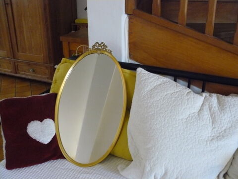 Miroirs ovale avec dorure 45 Survilliers (95)