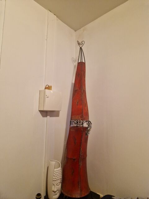 Lampadaire Rouge berbere Vintage 70 � 70 Trappes (78)