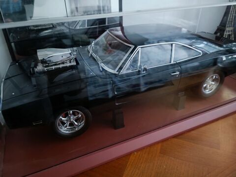 Dodge charger 1/8 0 Bron (69)