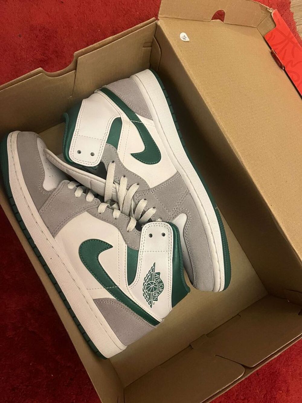 Air Jordan 1 mid / Vert et blanc Chaussures