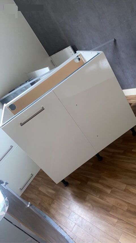 Meuble bas cuisine
100 Montargis (45)
