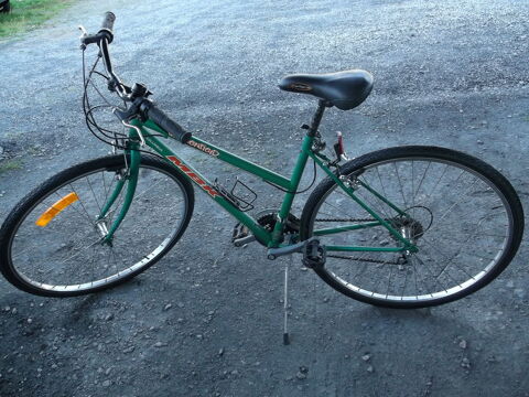 VTC 28  230 Lacrouzette (81)