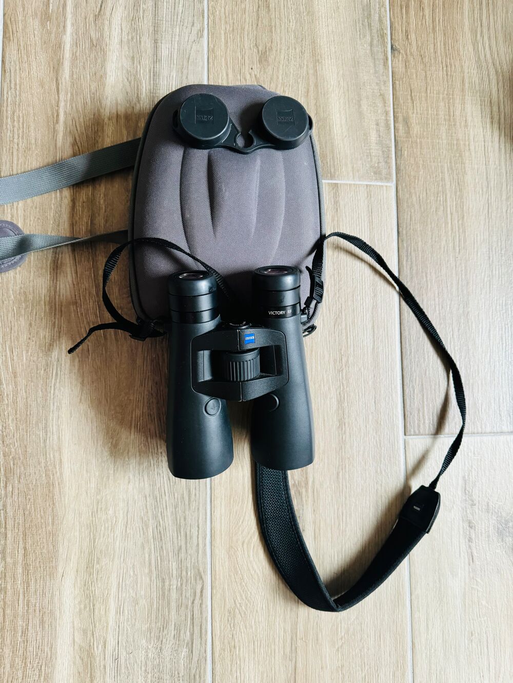 Jumelles Zeiss Victory RF 10x54 Sports