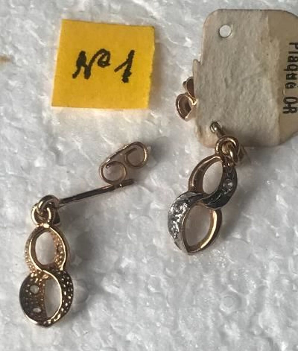  Boucles oreilles pendantes en plaqu&eacute; OR avec zircons Bijoux et montres
