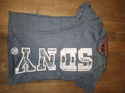 T-shirt homme superdry (Taille S)
4 Brillon-en-Barrois (55)