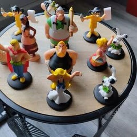 figurines asterix 5 Cou�ron (44)