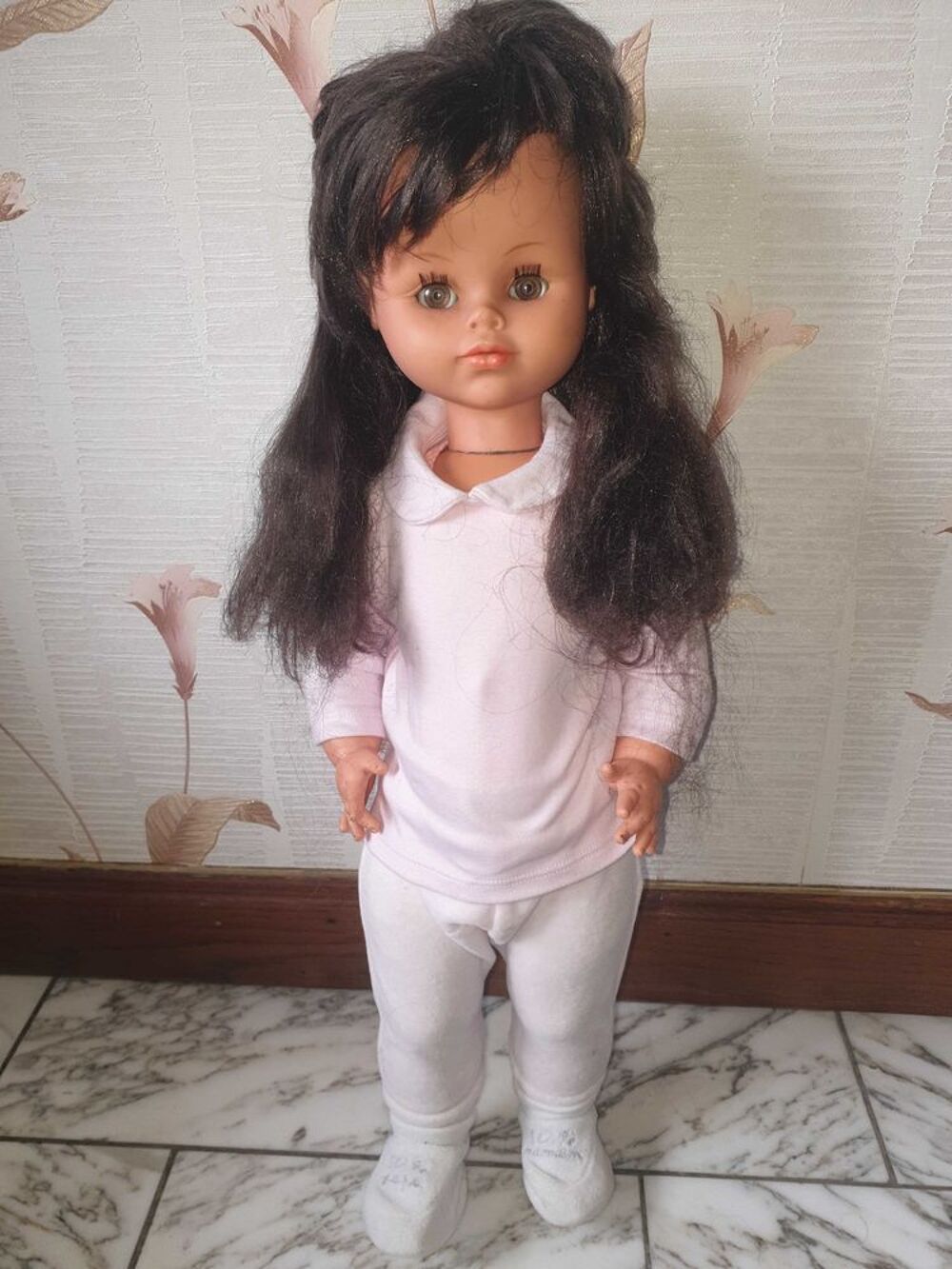 d'une poup&eacute;e de 1970 Jeux / jouets