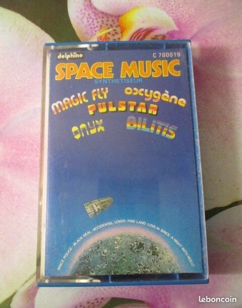 Cassette audio Space Music  2 Hrouville-Saint-Clair (14)