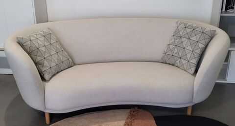 canape 2 places design 1400 Lyon 2 (69)