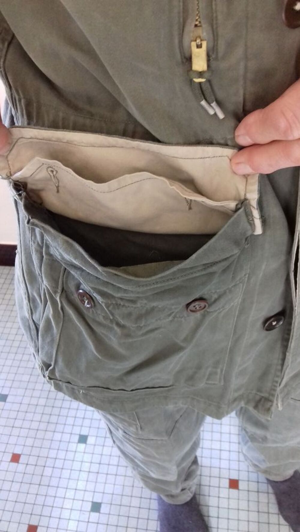 V&Ecirc;TEMENTS Vêtements