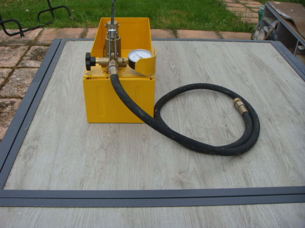 pompe a &eacute;preuve rems push Bricolage