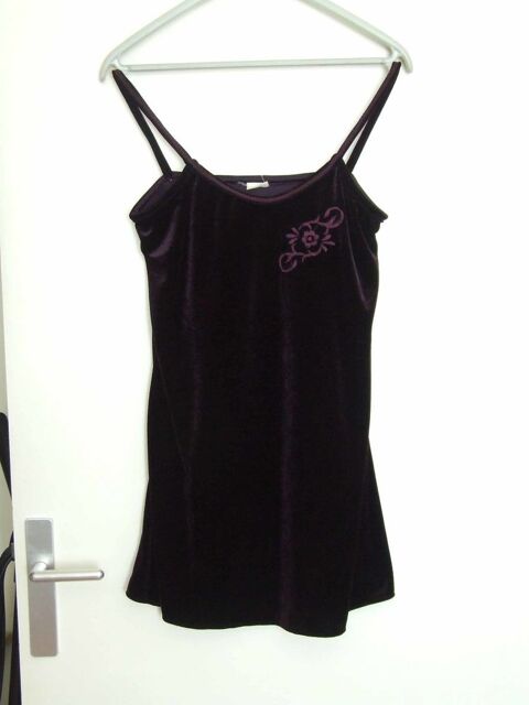 Nuisette, robe d'int�rieur en velours, Lie de vin, M (38 40) 6 Bagnolet (93)