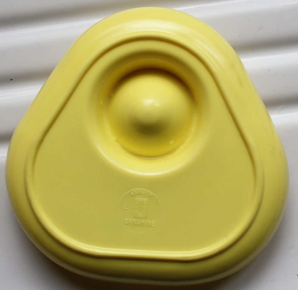 Coquetier DONALD m&eacute;lamine jaune 1960 Annecy Cuisine