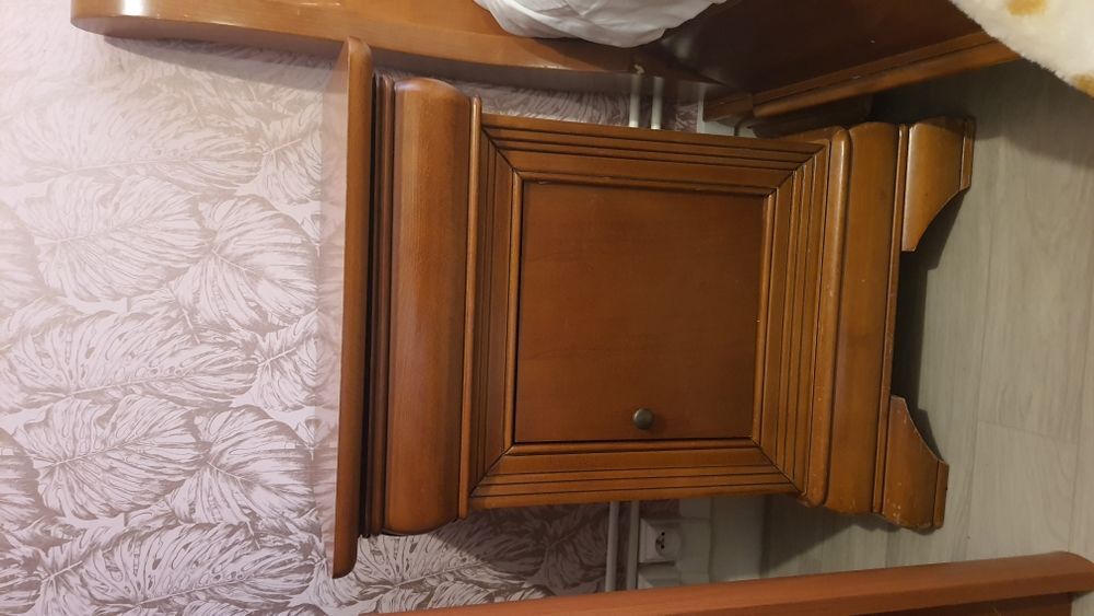 deux Tables de chevet Meubles