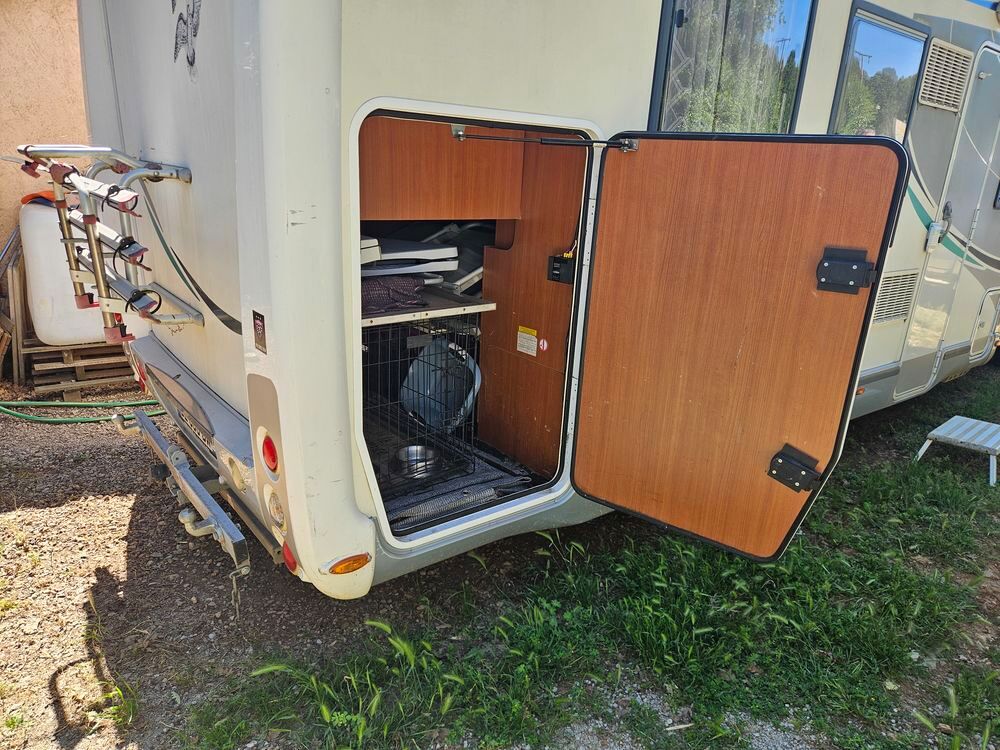  2011 occasion 83300 DRAGUIGNAN