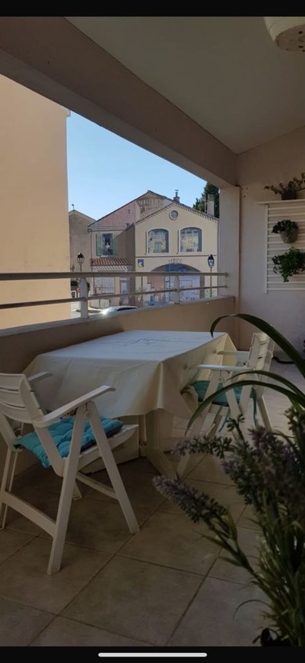 Location Appartement Très joli T3 traversant en duplex avec grande terrasse Sud Châteauneuf-les-martigues
