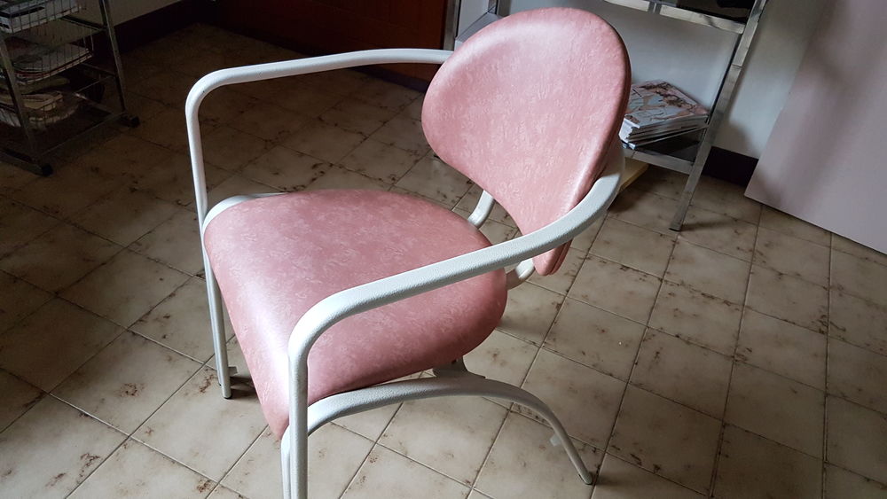 2 chauffeuses Meubles