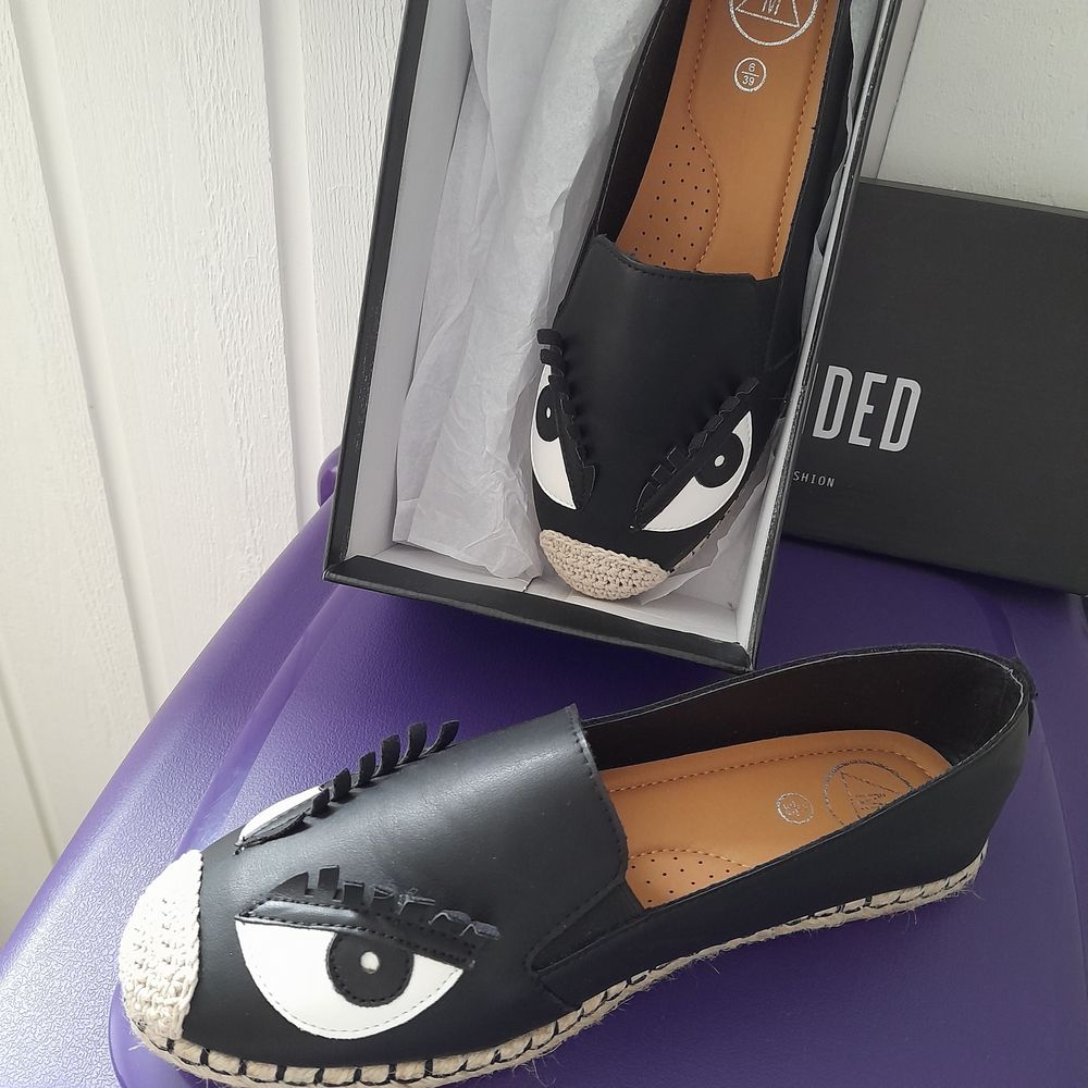 Espadrilles de caract&egrave;re Chaussures