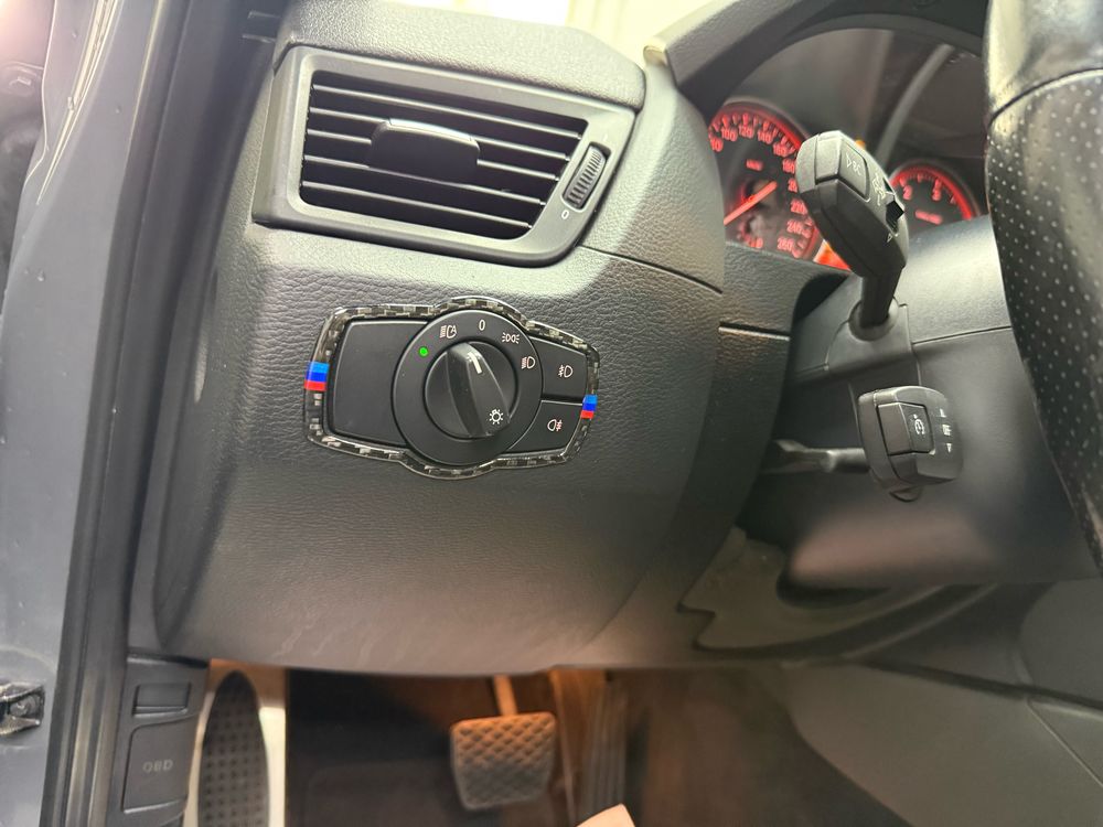 X1 sDrive 18d 143 ch Sport Design A 2012 occasion 69120 Vaulx-en-Velin