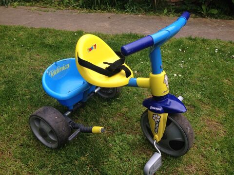  Smoby  Tricycle Baby Balade (2017) 15 La Celle-Saint-Cloud (78)
