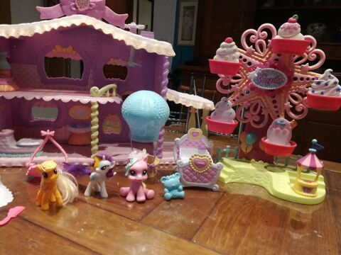 Lot de My Little Poney / Poneyville maison 2 man�ges accesso 0 Saint-Genis-Pouilly (01)