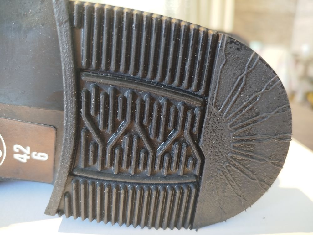 CHAUSSURES ARMEE Chaussures