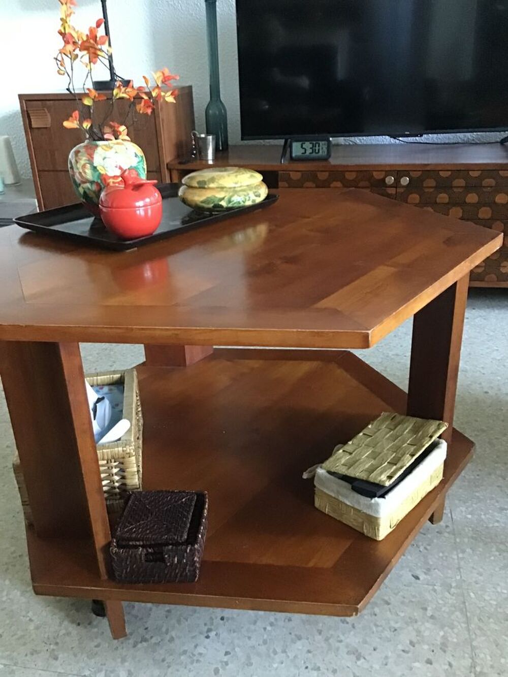 Table basse exagonale bois Meubles
