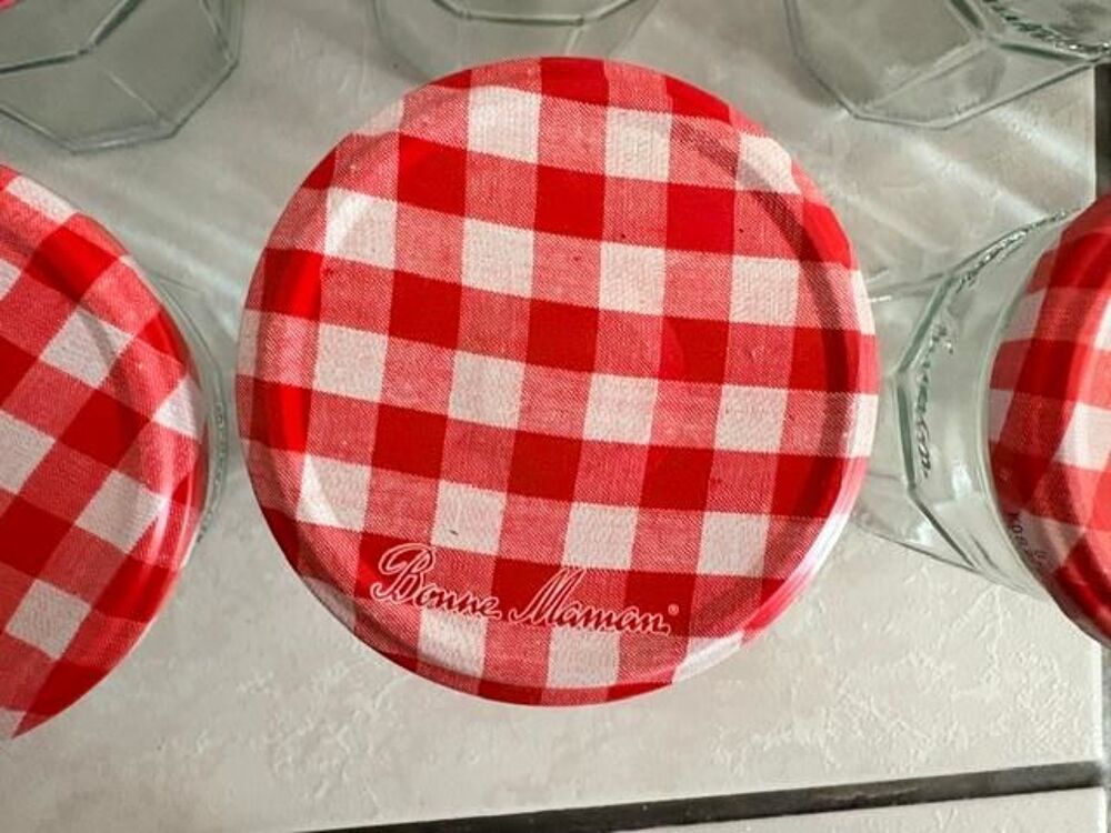 Lot de 33 bocaux vide de confiture Bonne maman Décoration