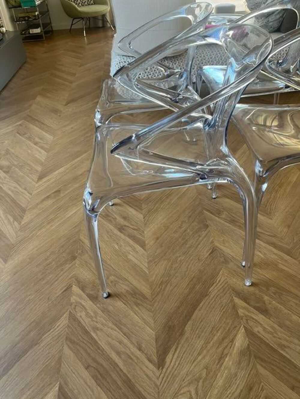 Chaise transparente design en plastique roche bobois Meubles